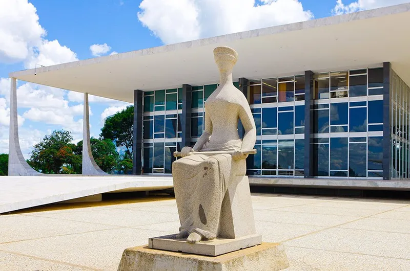 Por unanimidade, STF valida decisão de Dino que liberou emendas Pagamentos devem seguir critérios de transparência e rastreabilidade