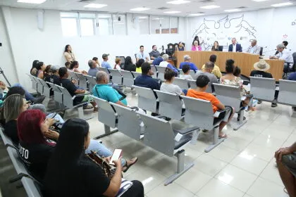 Pescadores relatam dificuldades durante vigência de lei que limitou transporte e comercialização de peixes Reunião do Observatório da Pesca ocorreu na tarde desta quarta-feira (11)