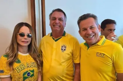 Políticos de MT participam de ato pela anista e 'Fora Lula' em praia no Rio