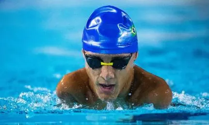 Brasil finaliza e etapa do World Series de natação na França com 24 medalhas