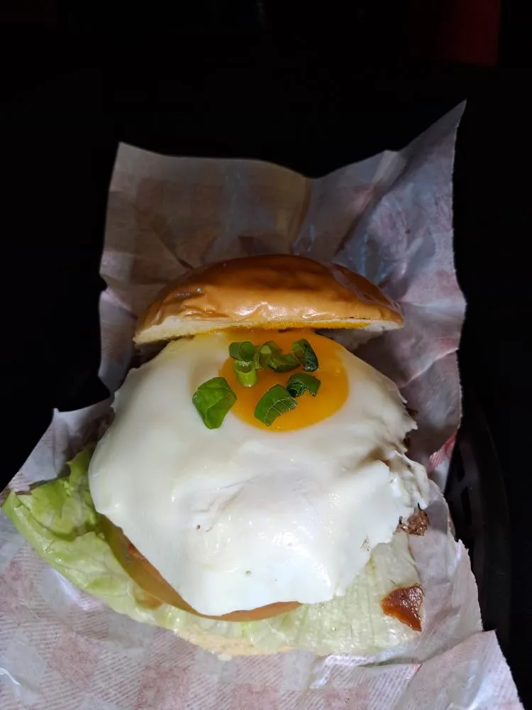 JYMMY BURGUER – UMA HISTÓRIA DE PAIXÃO E AUTENTICIDADE NA GASTRONOMIA DE CUIABÁ