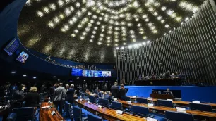 Senado poderá pensar em se vingar do STF, diz especialista ao WW Professor de Direito Constitucional aponta possível retaliação ao STF e destaca necessidade de inclusão política para estabilidade democrática