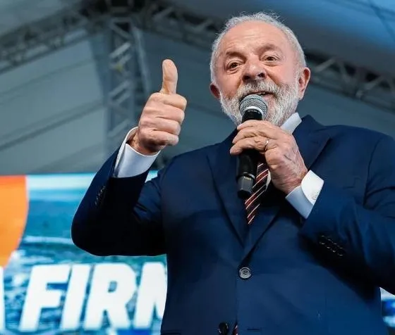 Lula chama isenção do IR de vitória histórica contra desigualdade Presidente destacou que medida vai beneficiar 15 milhões de trabalhadores e espera aval do Senado