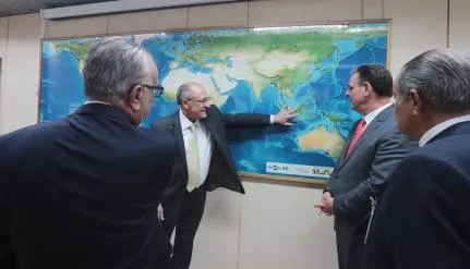 Em reunião com ministro, Alckmim garante celeridade na avaliação da ZPE de Cáceres