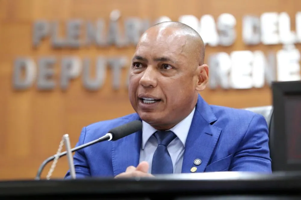 Juca do Guaraná solicita à Sinfra estudo técnico para construção de passarela na Avenida da FEB