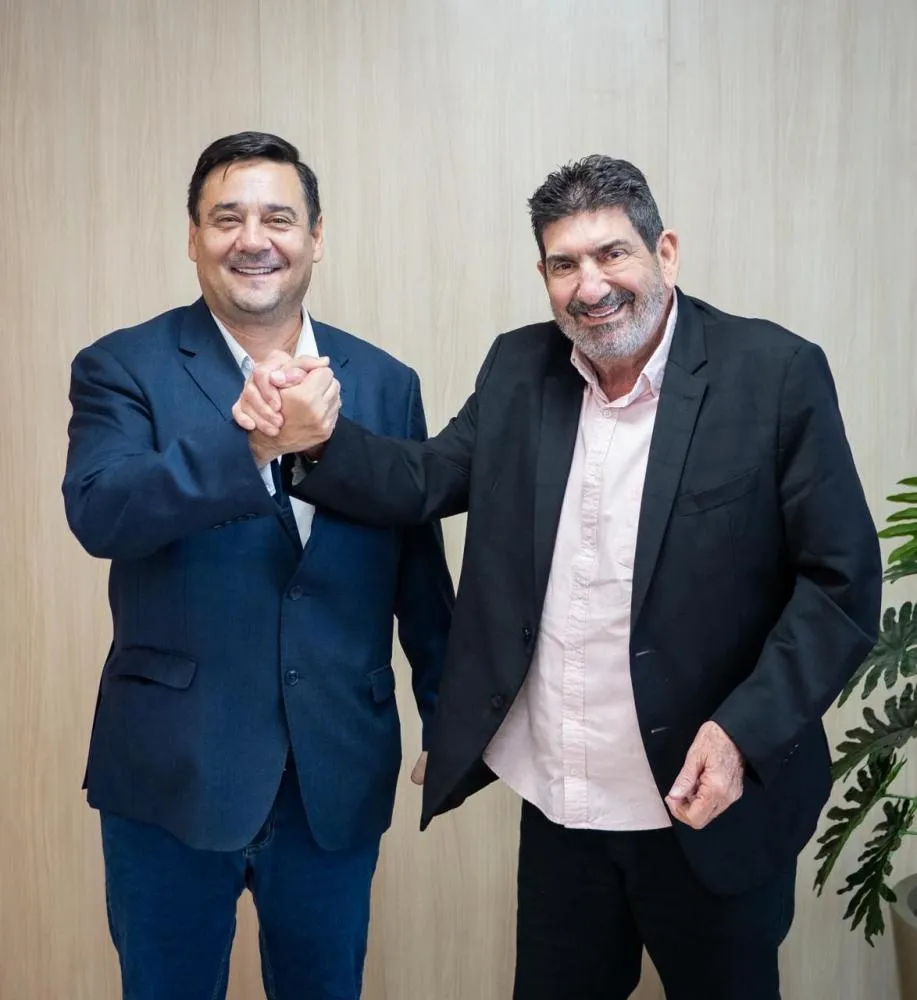 RELAÇÕES INTERNACIONAIS Dr. João recebe senador do Paraguai na ALMT e debate integração entre os dois países