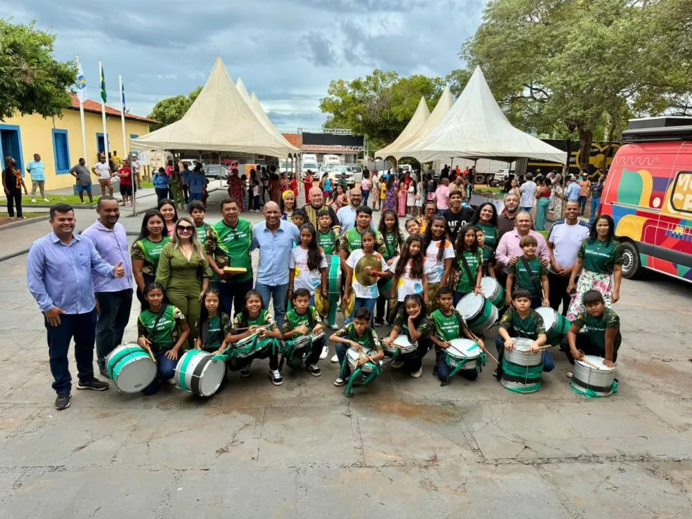 INVESTIMENTO Juca do Guaraná destina trator e emenda de R$ 200 mil para Vila Bela da Santíssima Trindade