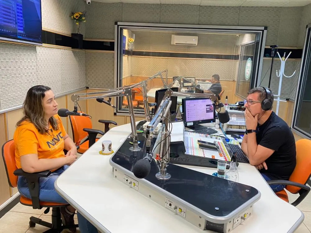 Dra. Ana Rosa Job(NOVO) destaca propostas para a região Oeste e defende renovação política em entrevista de rádio