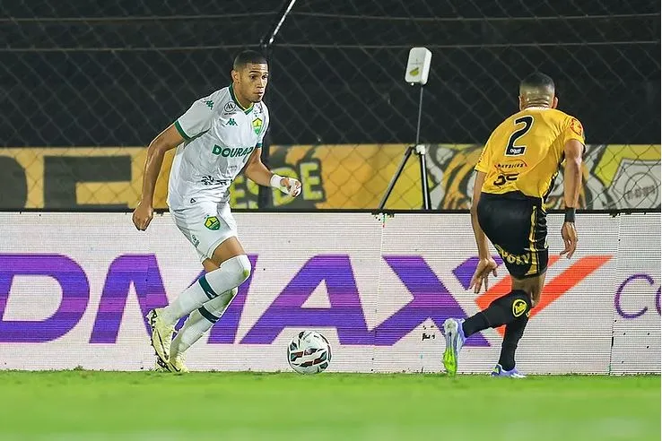 AssCom Dourado