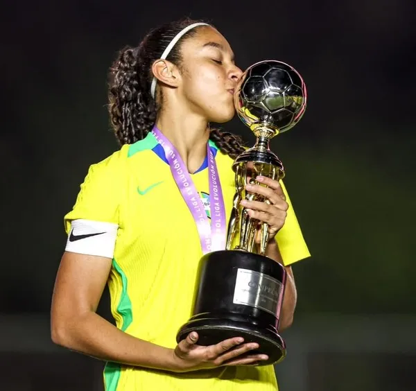 Cuiabana Sarinha é convocada pela Seleção Brasileira Sub-17 em preparação para o Mundial
