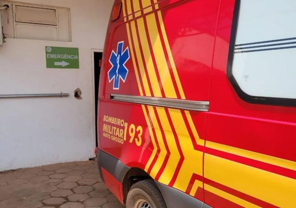 Trabalhador cai de telhado de 5 metros durante obra
