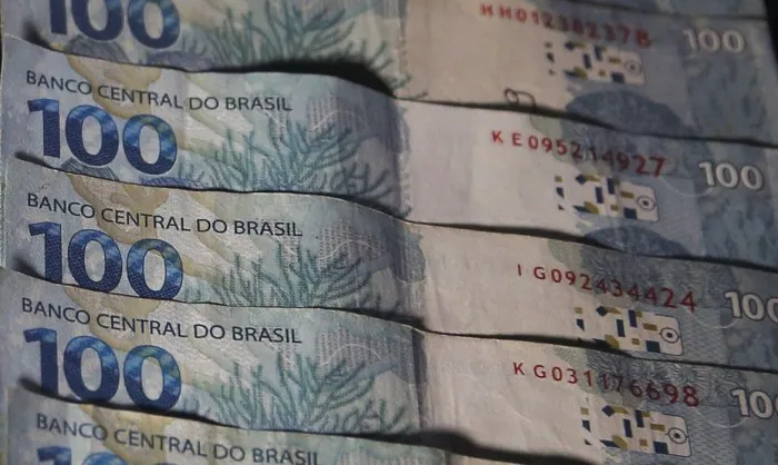 Contas públicas têm déficit de R$ 10 bilhões em agosto