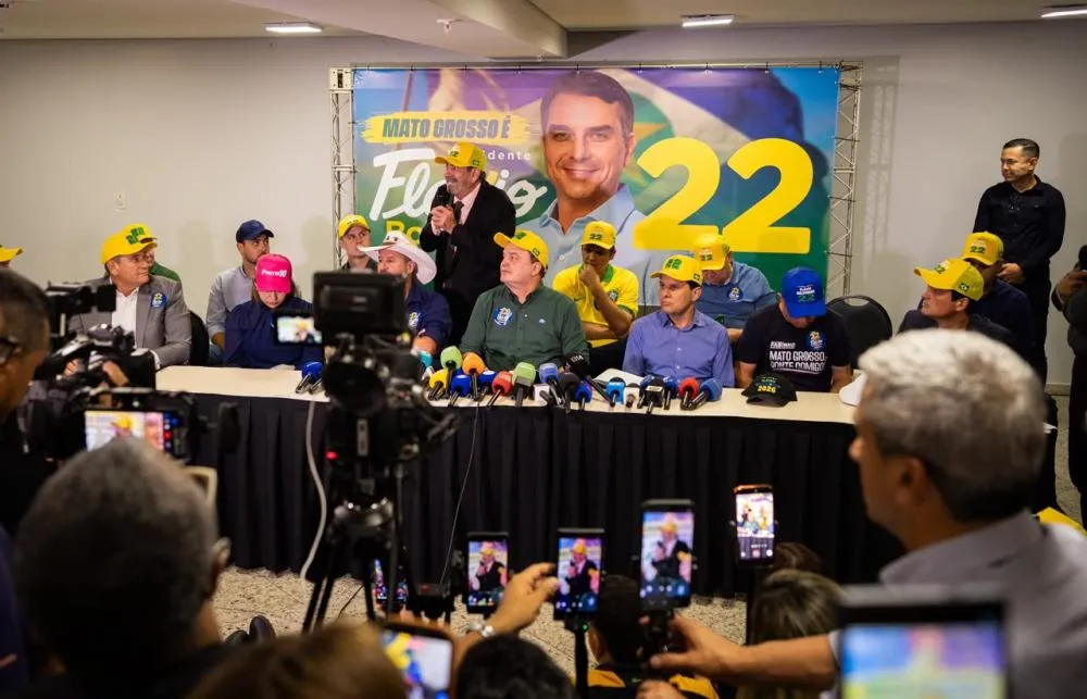 Dr. João assina carta e reafirma apoio a Flávio Bolsonaro no segundo turno: “Meu partido hoje chama-se Brasil”