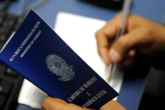 Nova regra que limita trabalho aos feriados começa a funcionar em 2025; confira