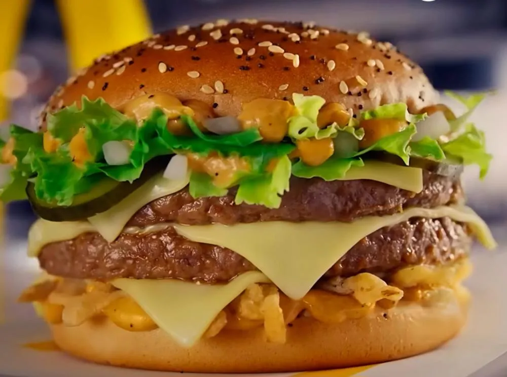 McDonald's lança o maior hambúrguer de sua história