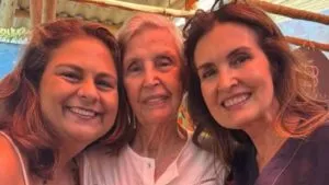 Fátima Bernardes curte domingo ao lado da mãe em passeio à Ilha da Gigoia: ‘Milagre’
