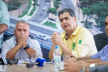 Apesar de conflitos no passado, Abilio diz que Chico 2000 torce por ele e é contra Emanuel