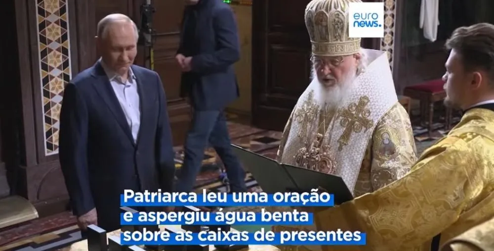 Putin pede ao patriarca ortodoxo para benzer presentes para a frente de guerra